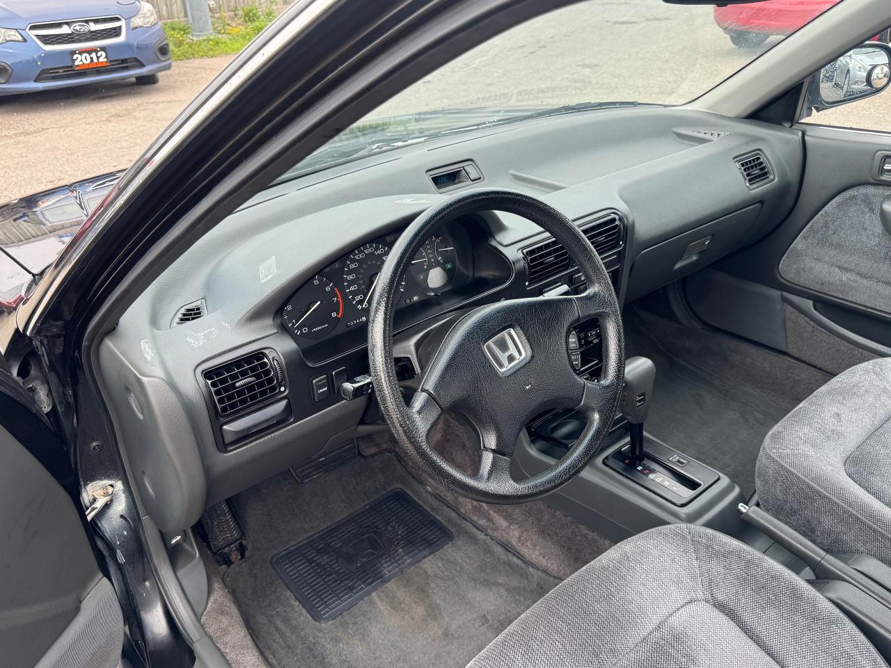 1990 Honda Accord EX, SEDAN, AUTO, 4 CYL, ONLY 170KMS, GREAT SHAPE - Photo #9