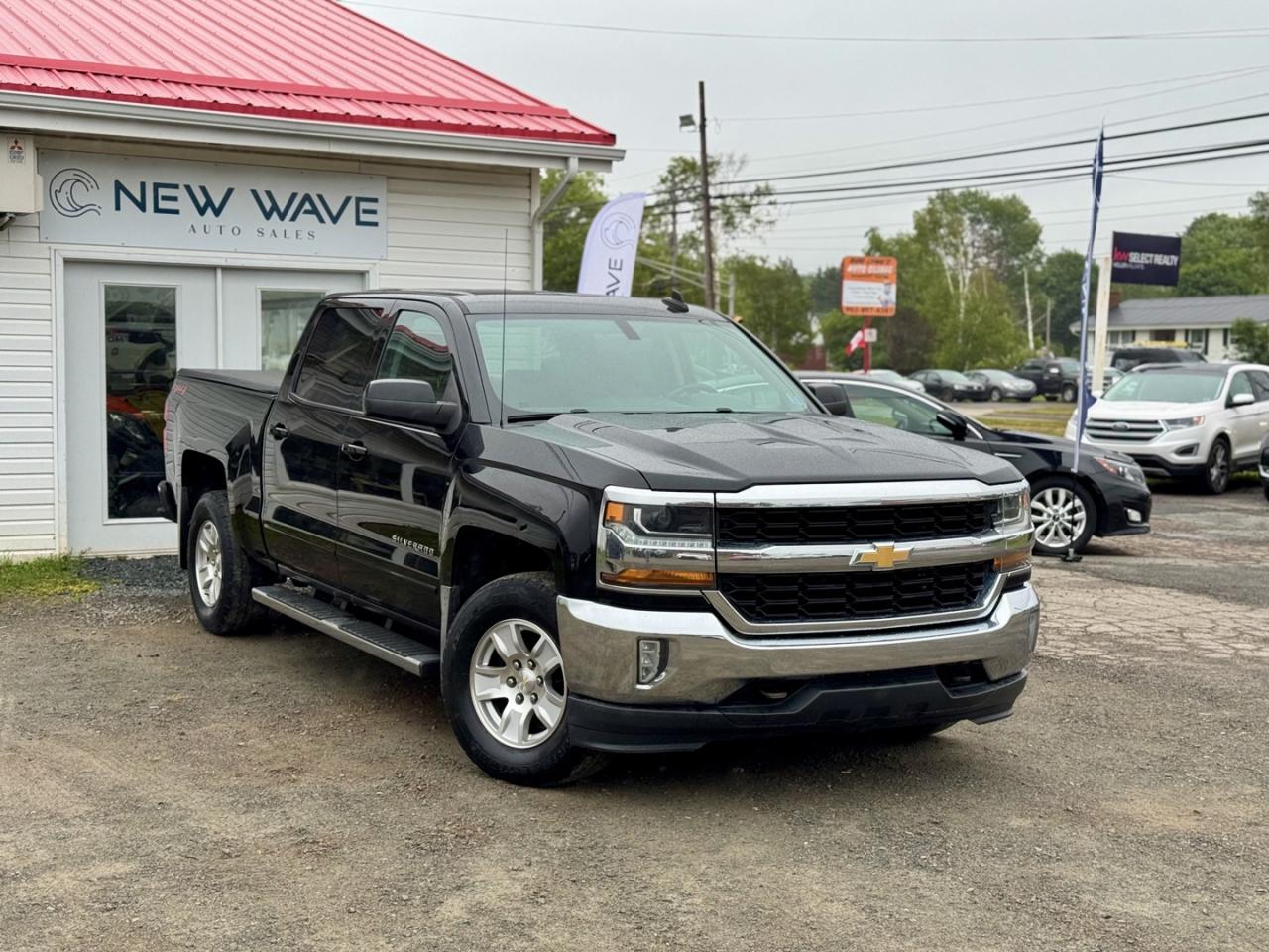 Used 2018 Chevrolet Silverado 1500 LT Crew Cab 4WD for sale in Truro, NS