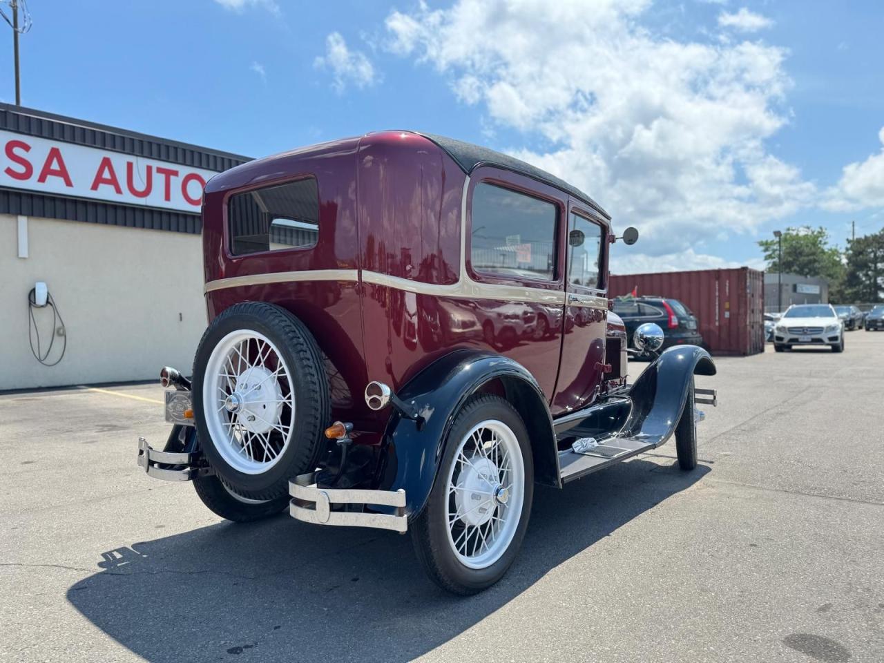 1929 Ford Model A FULLY RESTORRED INSIDE AND OUT DRIVES !!! - Photo #12