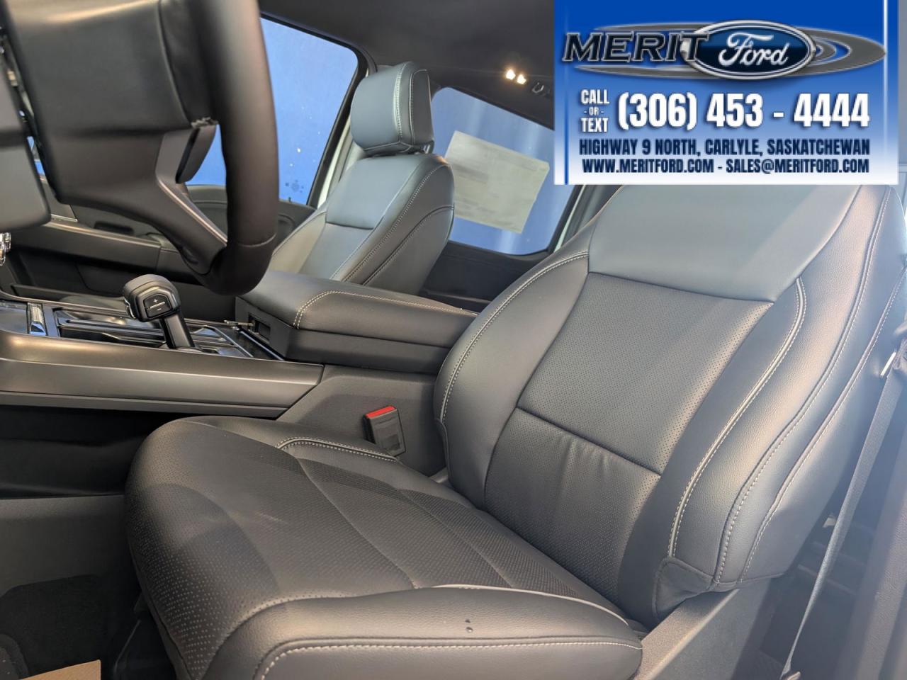 2025 Ford F-150 LARIAT - V6 (Gas), Black Pack + Photo1