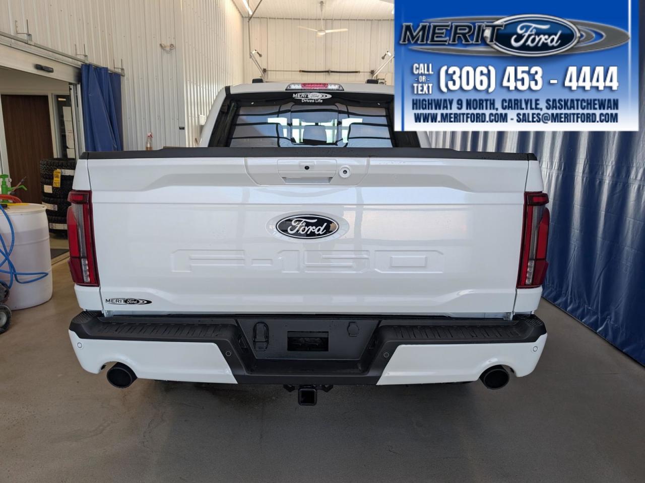 2025 Ford F-150 LARIAT - V6 (Gas), Black Pack + Photo5