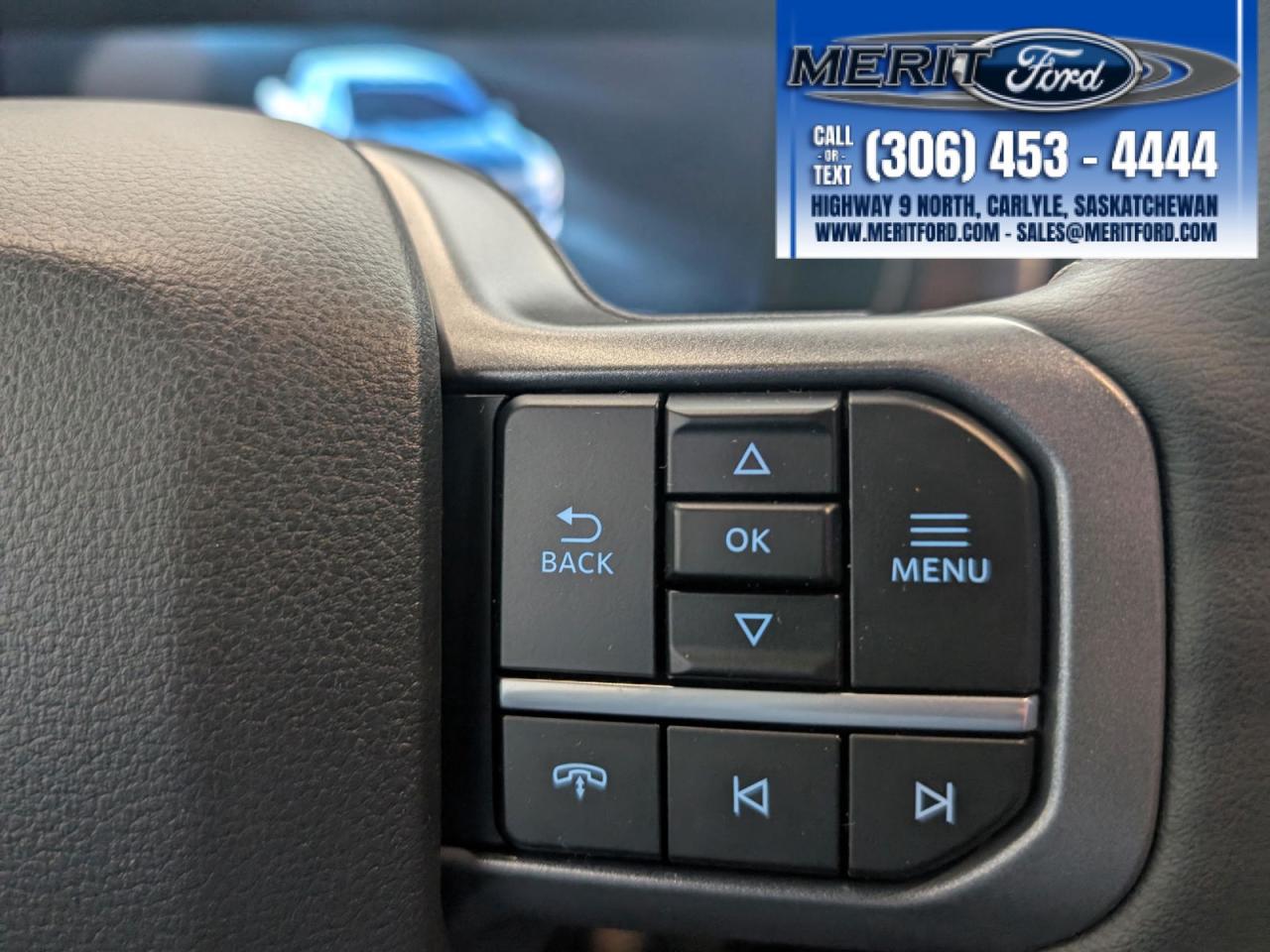 2025 Ford F-150 LARIAT - V6 (Gas), Black Pack + Photo5