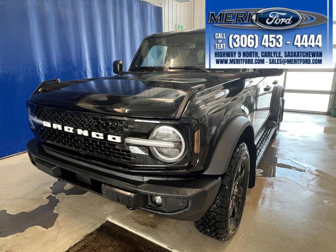 2025 Ford Bronco Outer Banks - Lux Black Package + Photo0