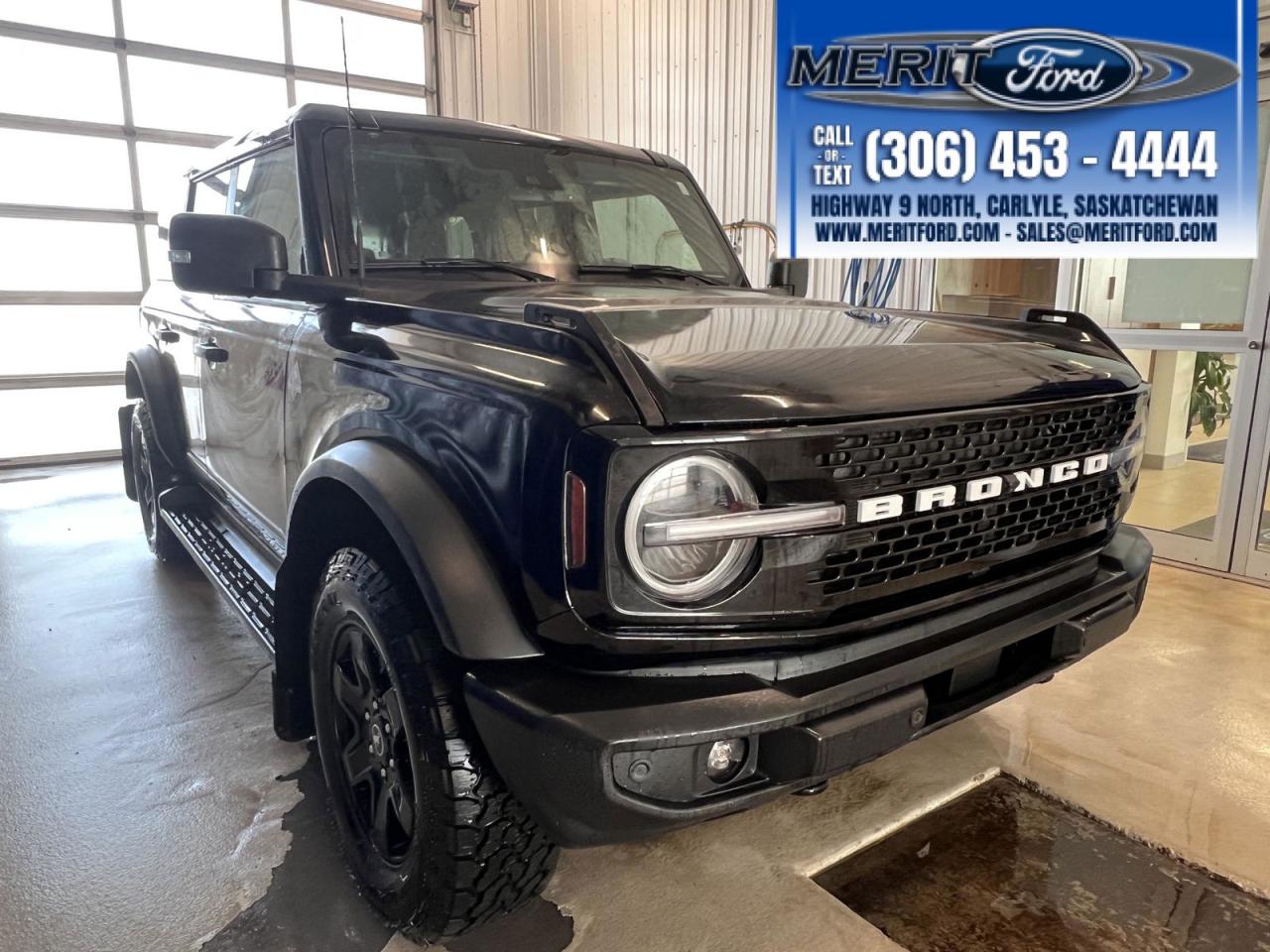 2025 Ford Bronco Outer Banks - Lux Black Package + Photo5