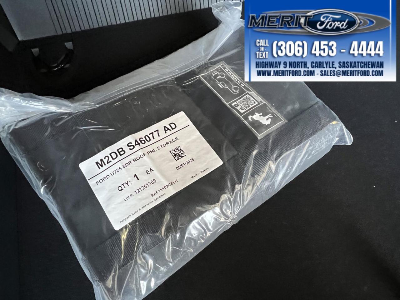 2025 Ford Bronco Outer Banks - Lux Black Package + Photo5