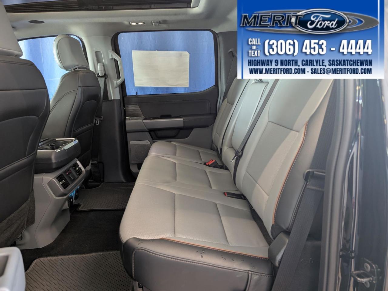 2025 Ford F-150 Lariat Photo5