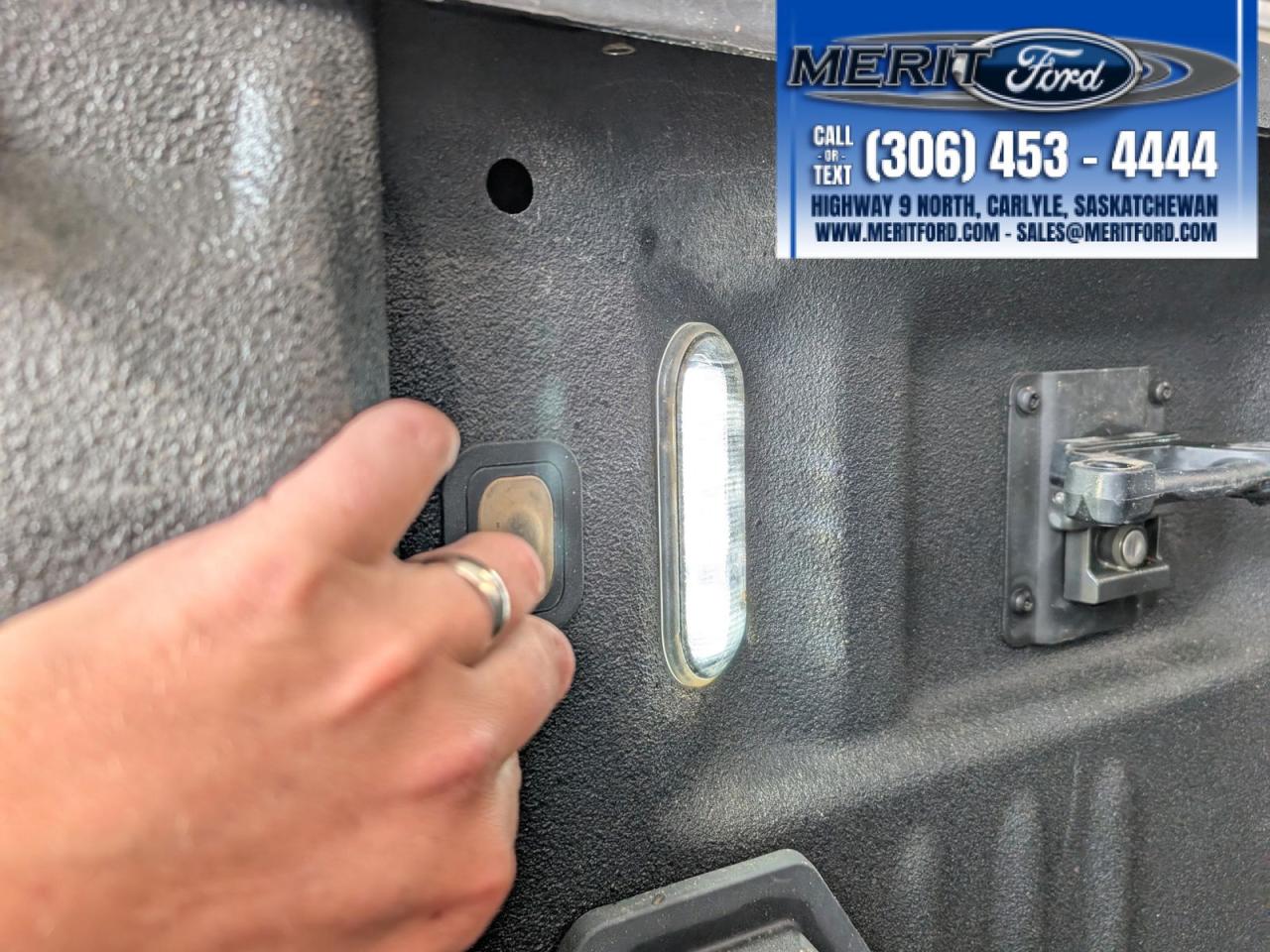2022 Ford F-350 Super Duty SRW LARIAT - Ultimate + Photo5