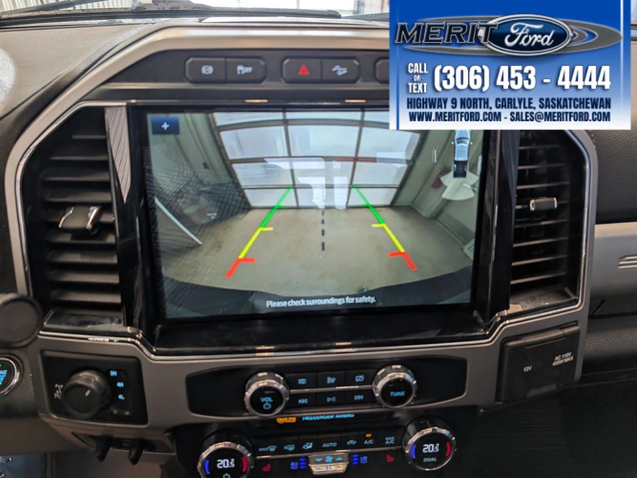 2022 Ford F-350 Super Duty SRW LARIAT - Ultimate + Photo3