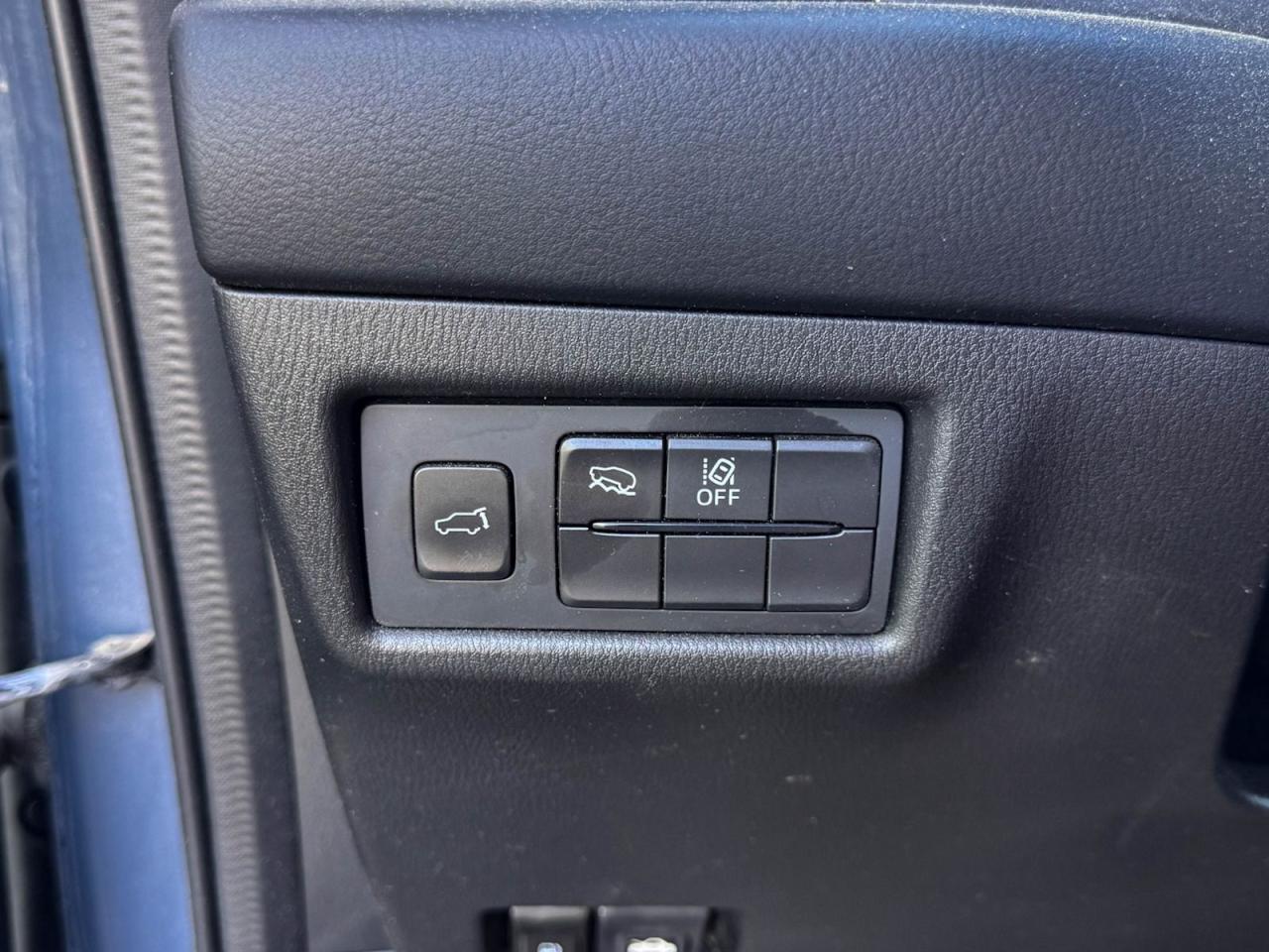 12731619