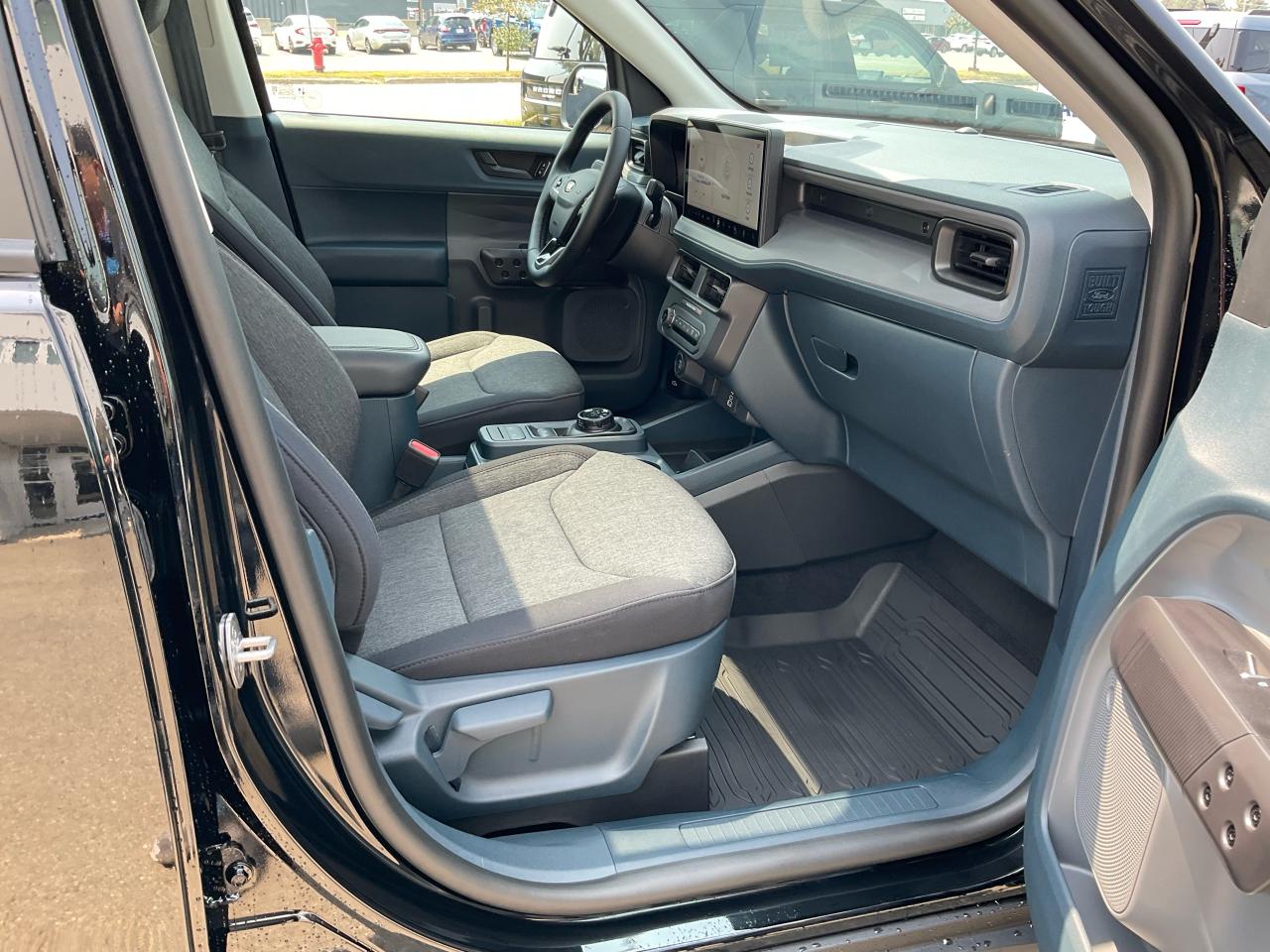 2025 Ford Maverick XLT Photo5