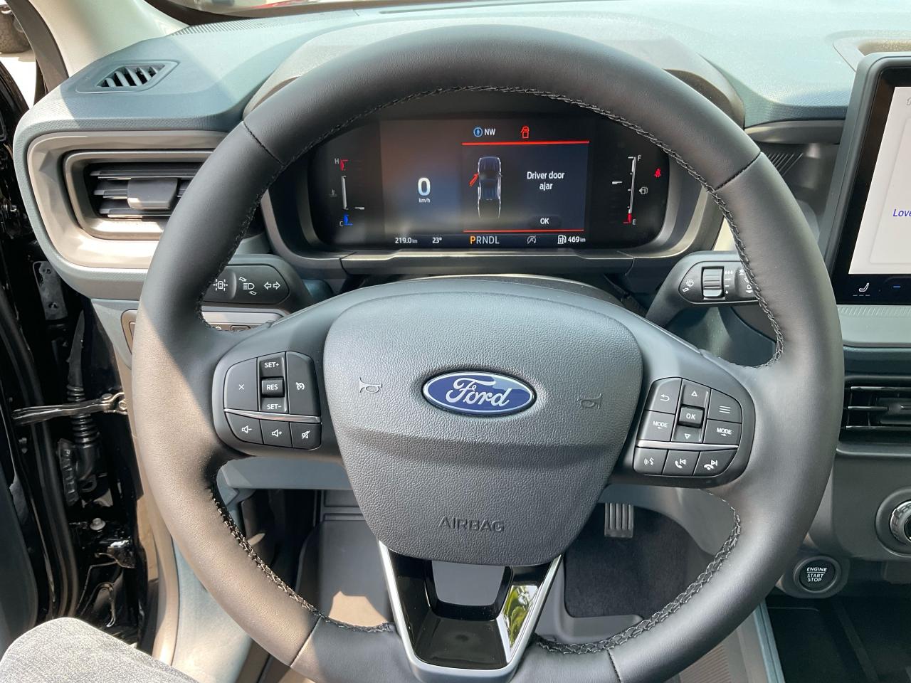 2025 Ford Maverick XLT Photo5