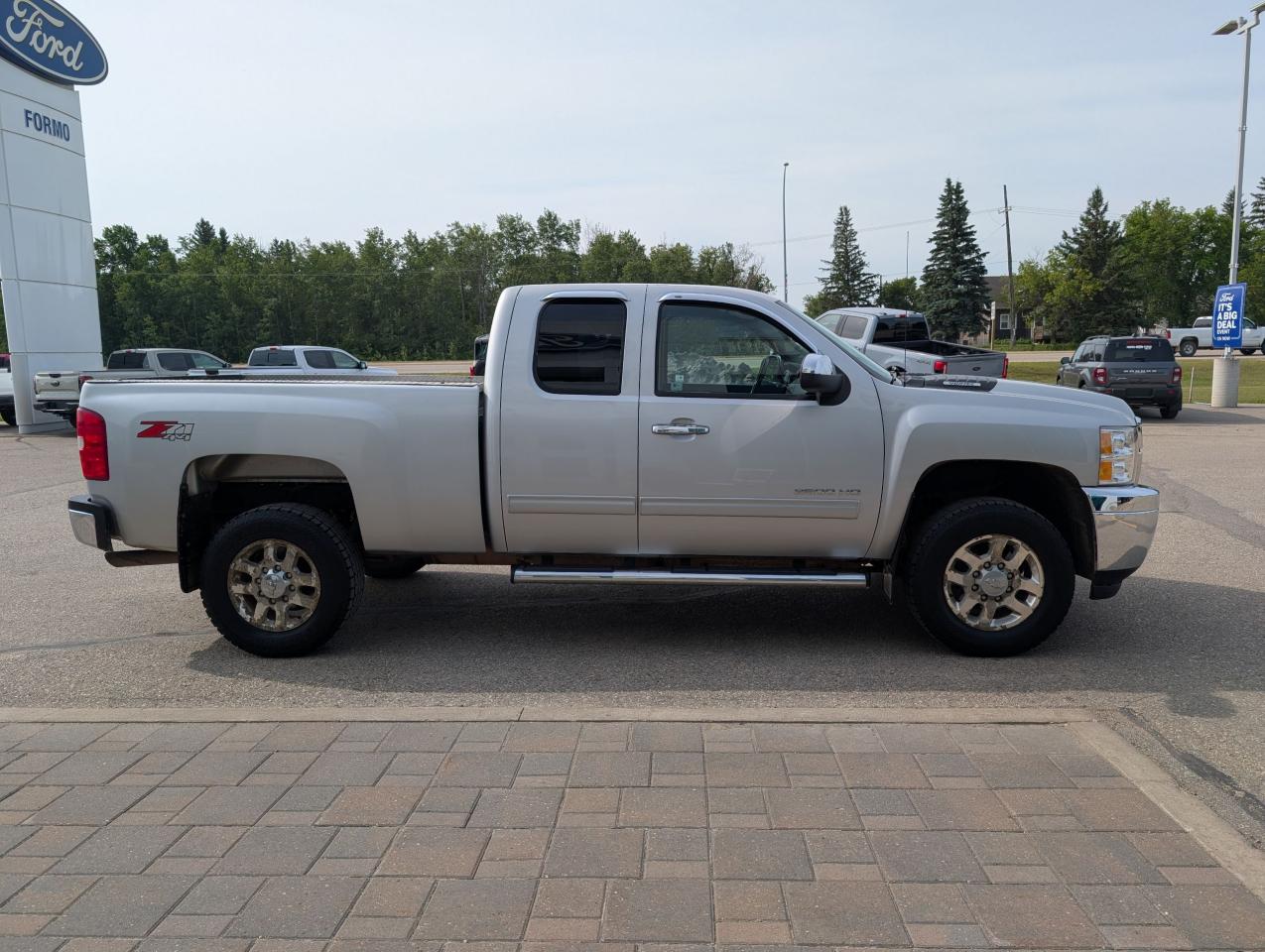 2011 Chevrolet Silverado 2500  Photo4