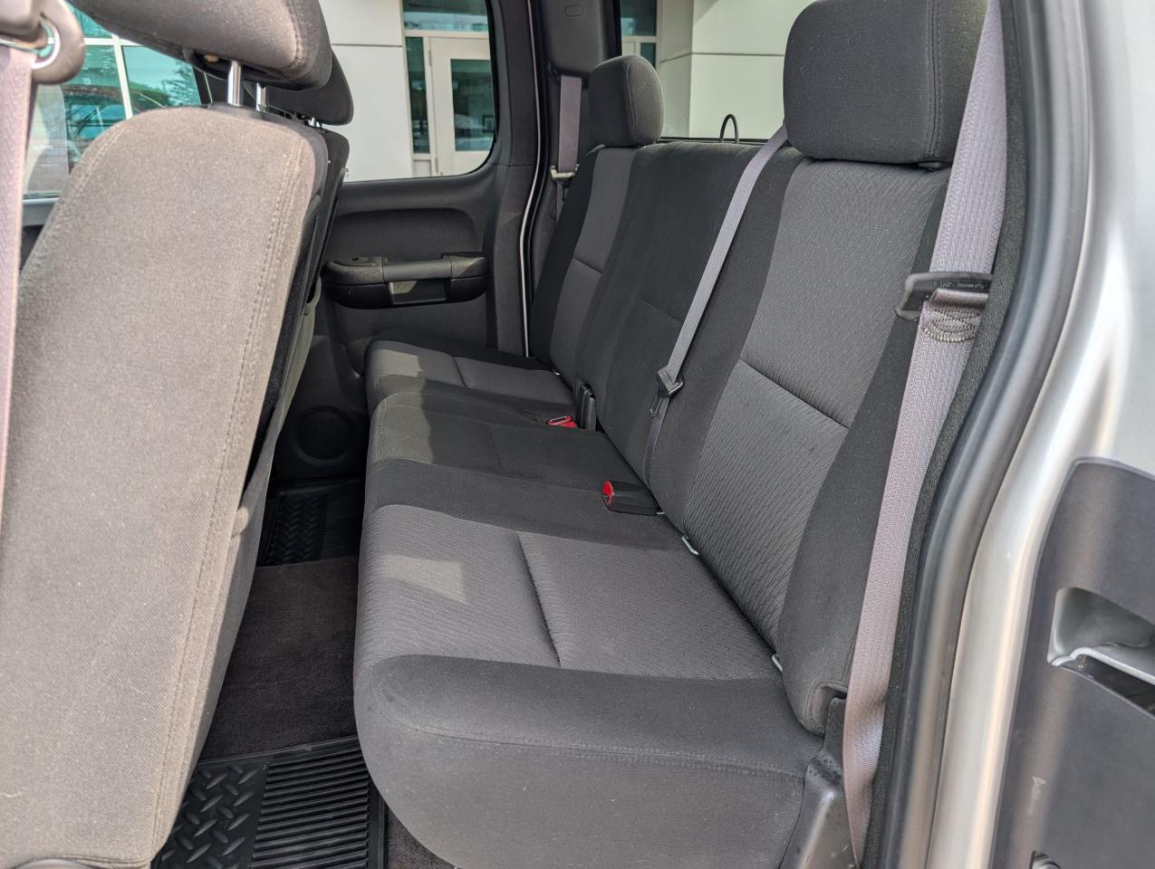 2011 Chevrolet Silverado 2500  Photo5