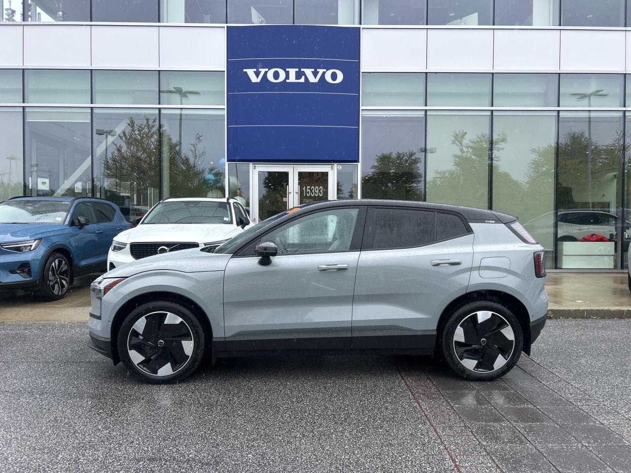 New 2025 Volvo EX30 Twin Motor Performance AWD Ultra for sale in Surrey, BC