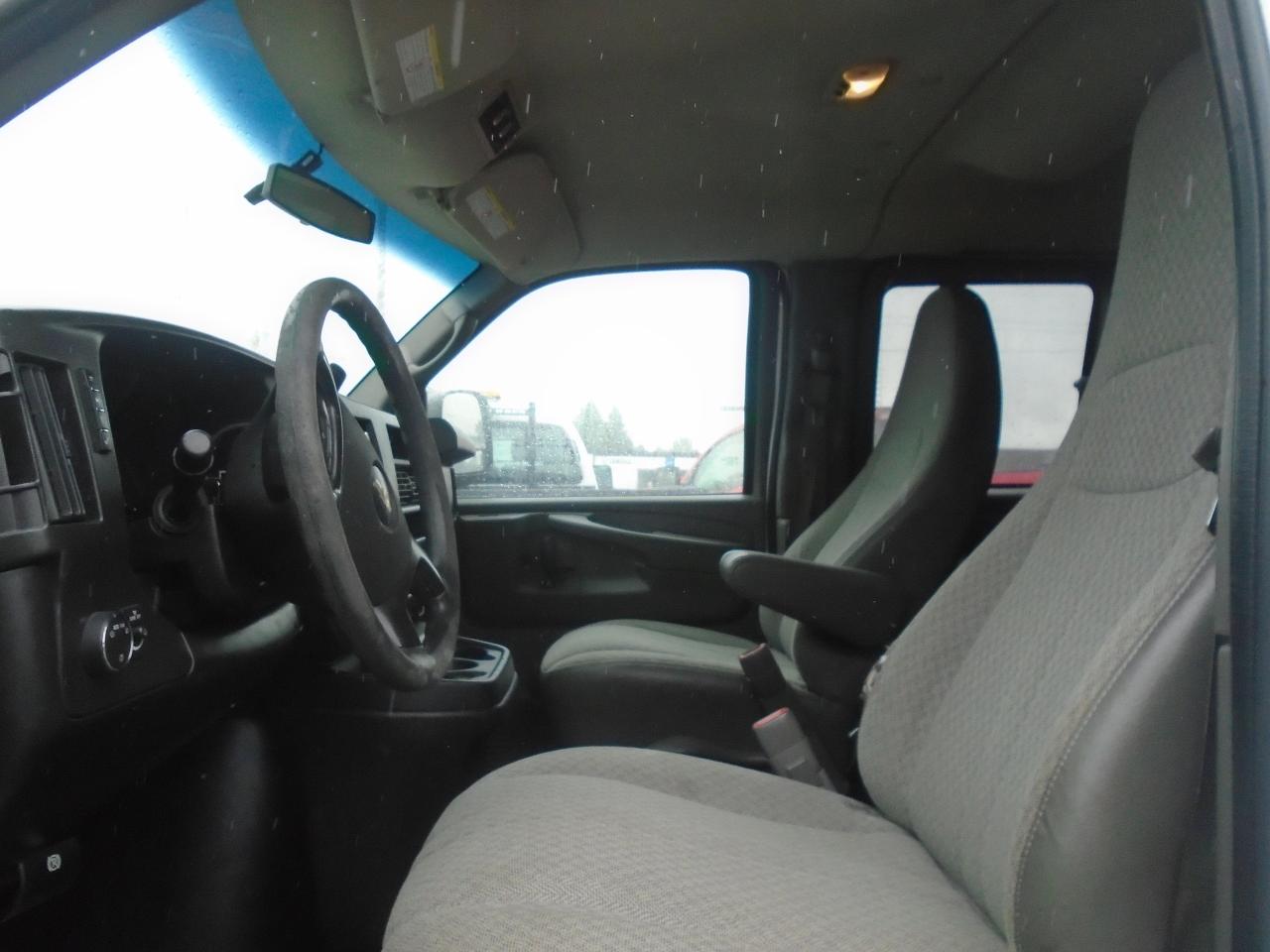 2014 Chevrolet Express Passenger 15 PASSANGER RWD 3500 155  LS w-1LS - Photo #11