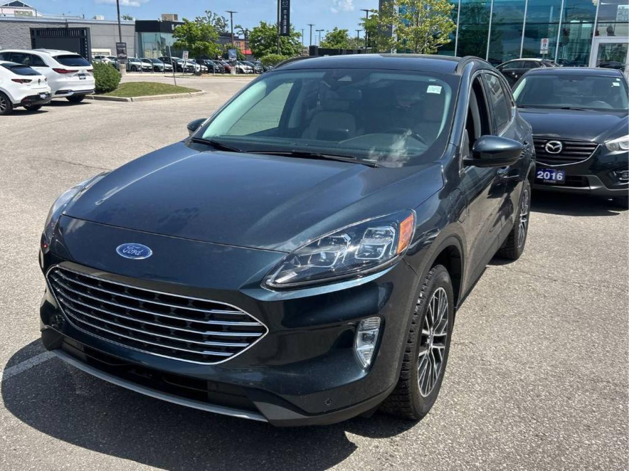 Used 2022 Ford Escape Titanium Plug-In Hybrid FWD for sale in North York, ON