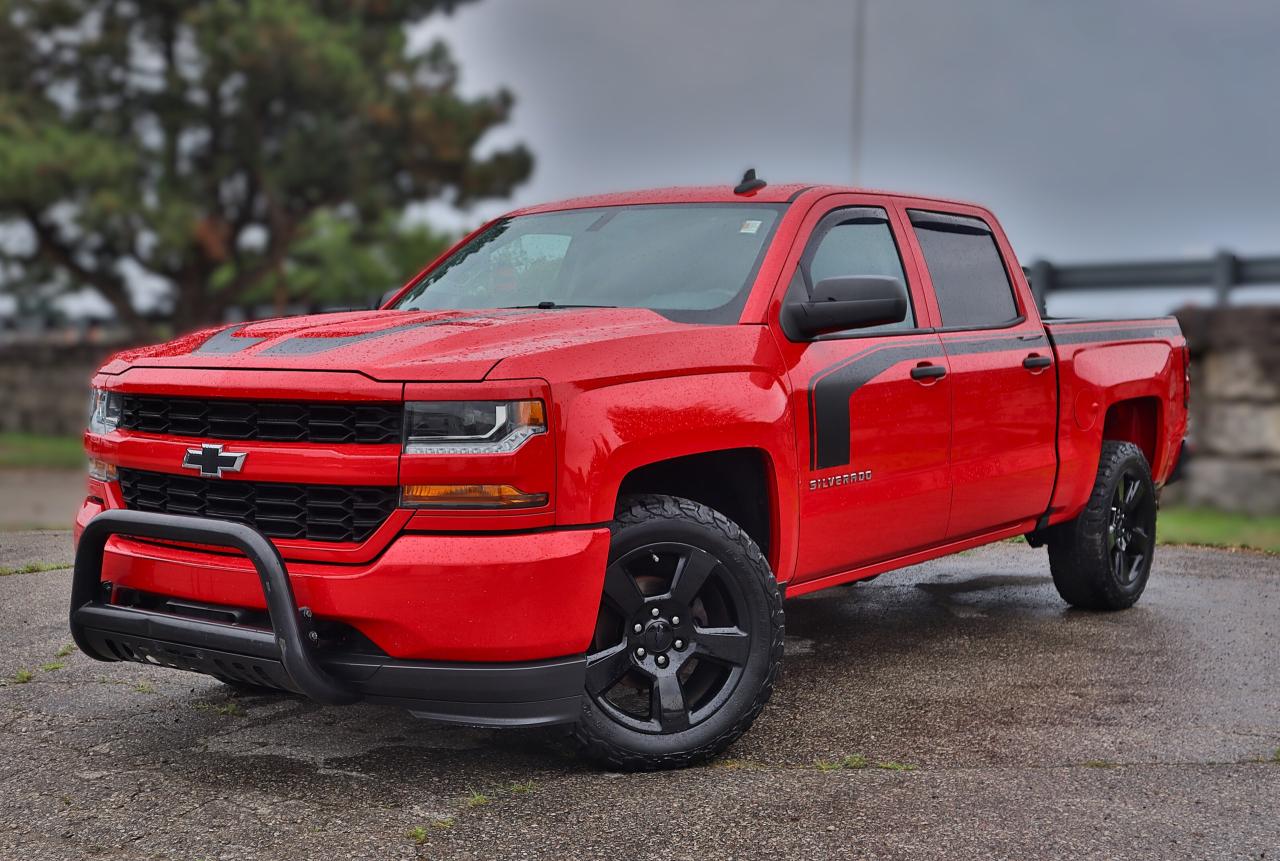 Used 2018 Chevrolet Silverado 1500 4WD Crew Cab 143.5  Custom | TONNEAU COVER | for sale in Waterloo, ON