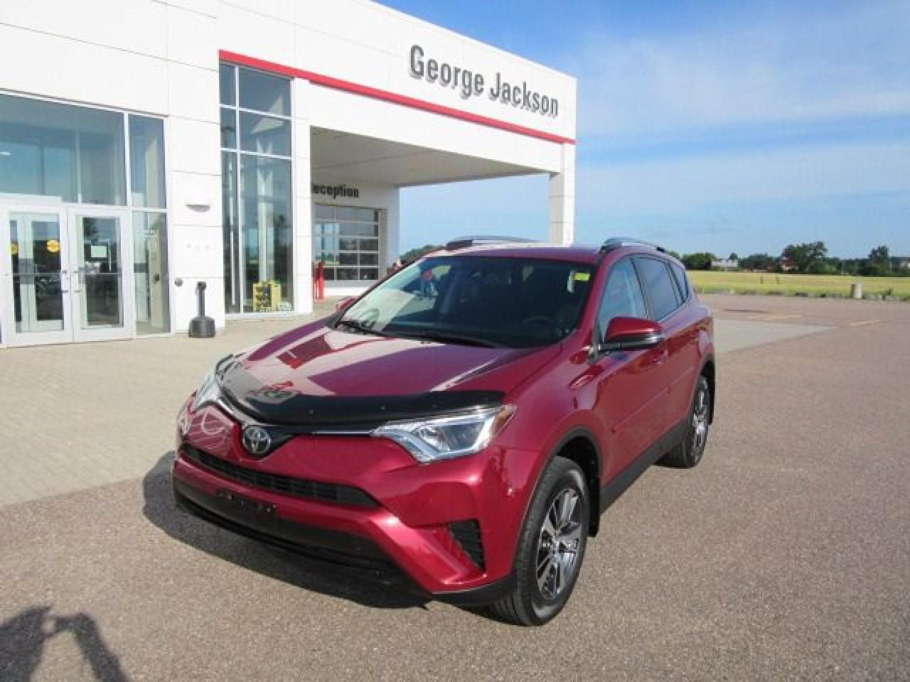 Used 2018 Toyota RAV4 LE for sale in Renfrew, ON