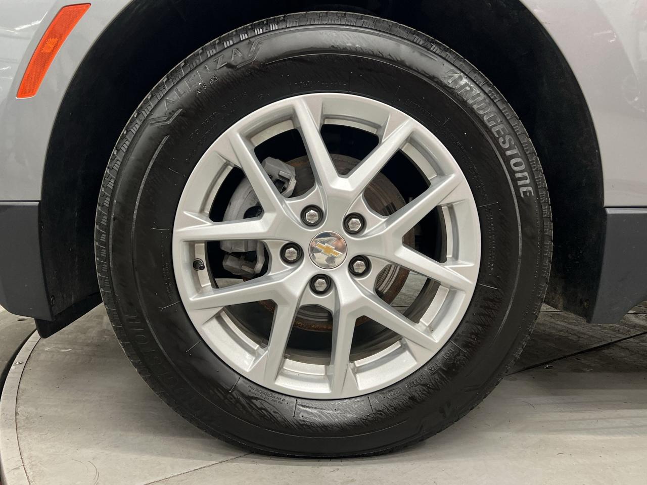 2023 Chevrolet Equinox LT AWD| HTD SEATS| CARPLAY| REAR CAM Photo