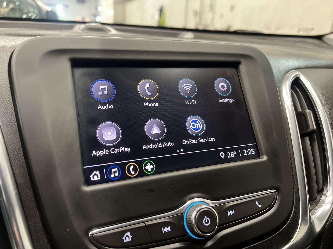 2023 Chevrolet Equinox LT AWD| HTD SEATS| CARPLAY| REAR CAM Photo