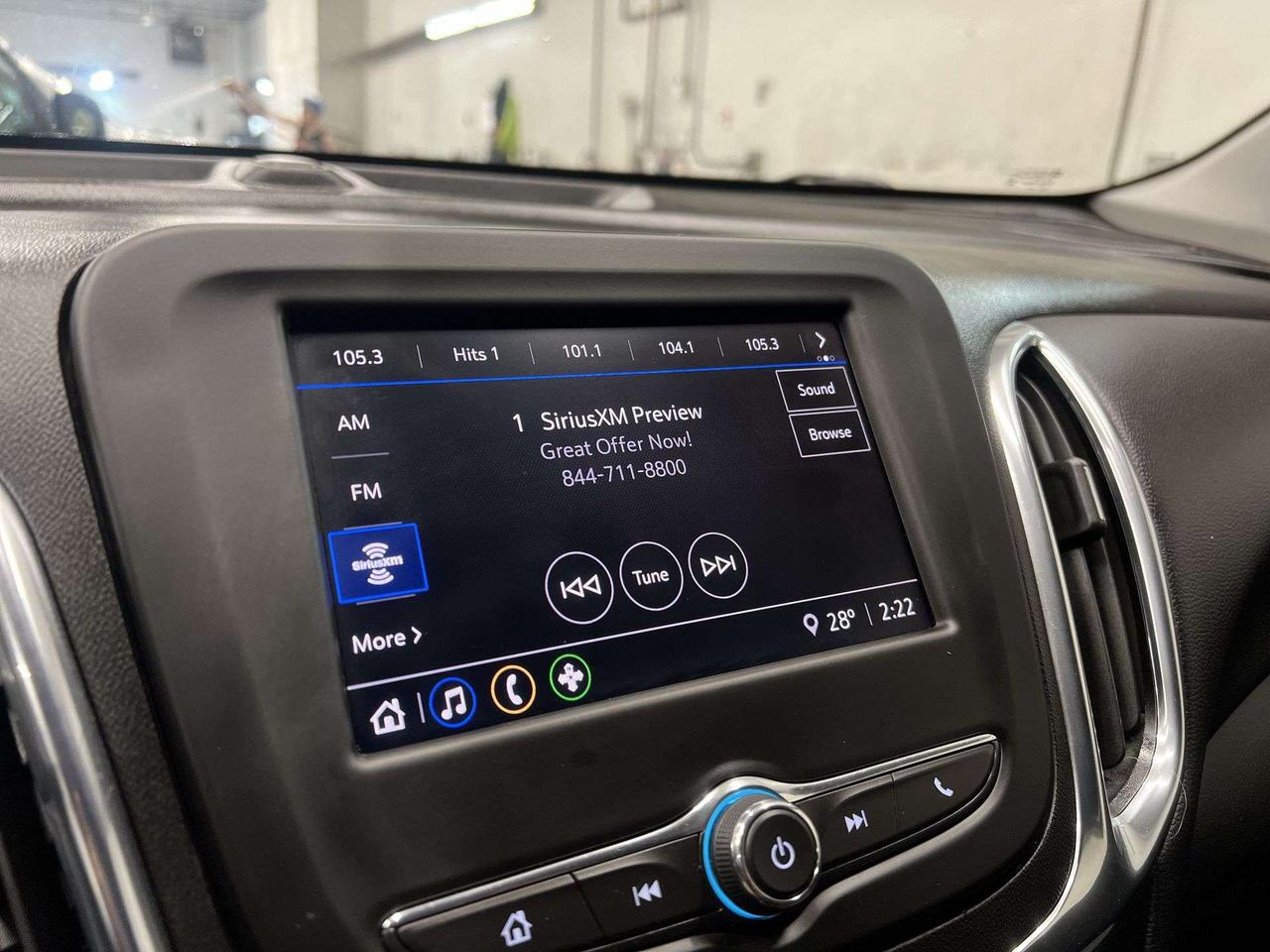 2023 Chevrolet Equinox LT AWD| HTD SEATS| CARPLAY| REAR CAM Photo