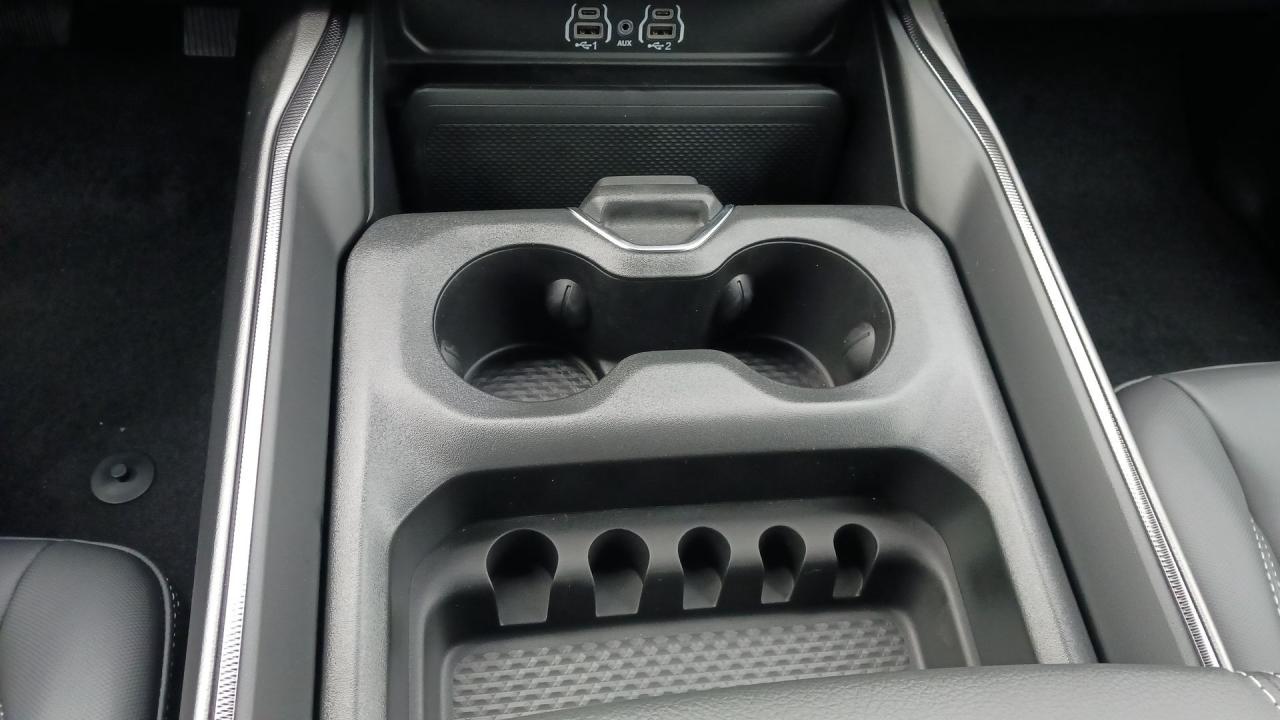 12732573