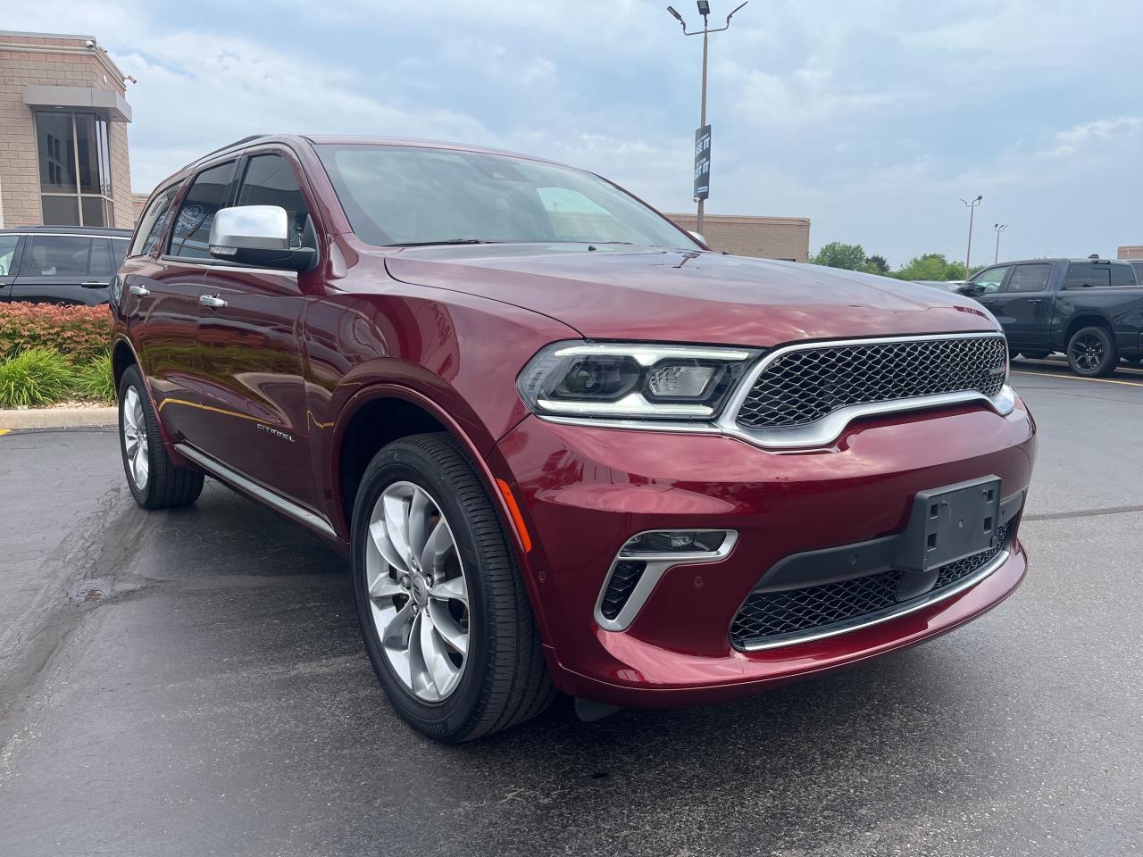 2022 Dodge Durango PREMIUM HARMAN-KARDON AUDIO / TRAILER TOW GROUP Photo2