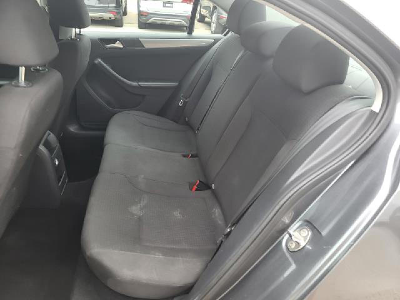 2017 Volkswagen Jetta Trendline Photo36