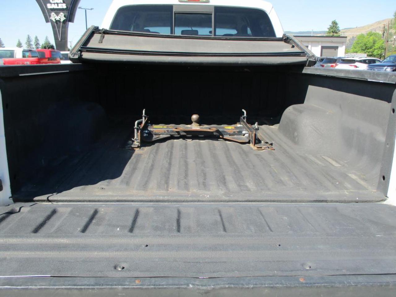 2010 Ford F-350 SD XLT CREW CAB 4X4 Photo7
