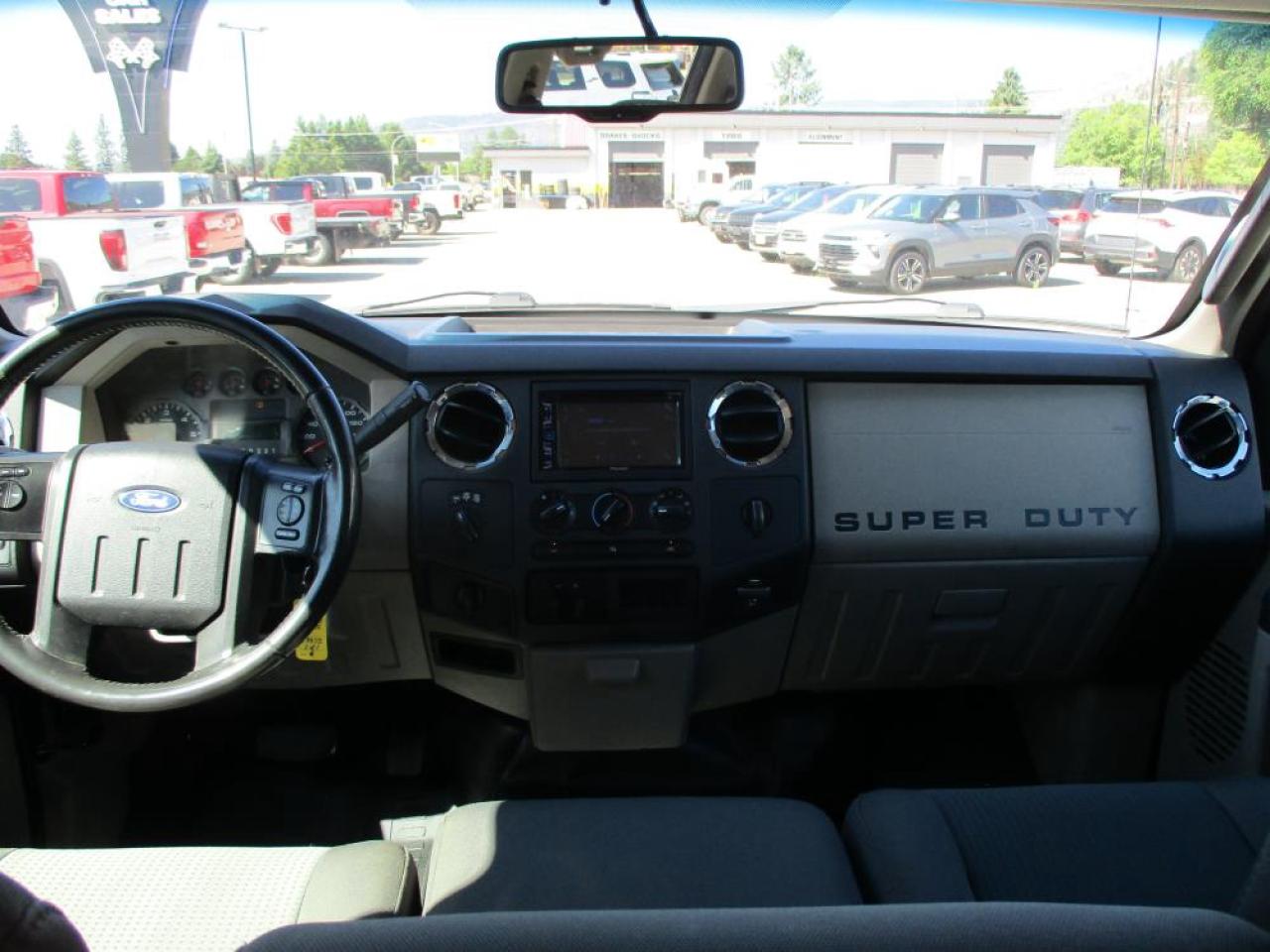 2010 Ford F-350 SD XLT CREW CAB 4X4 Photo18