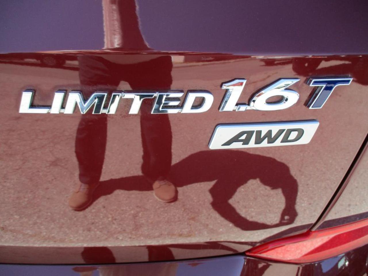 2017 Hyundai Tucson LIMITED AWD Photo8