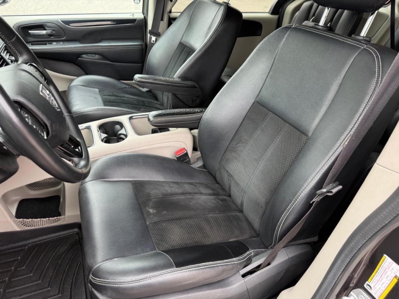 2016 Dodge Grand Caravan SXT PREMIUM PLUS| SUNROOF|NAVI|BACK-UP CAM|ALL POWER OPTIONS| - Photo #15