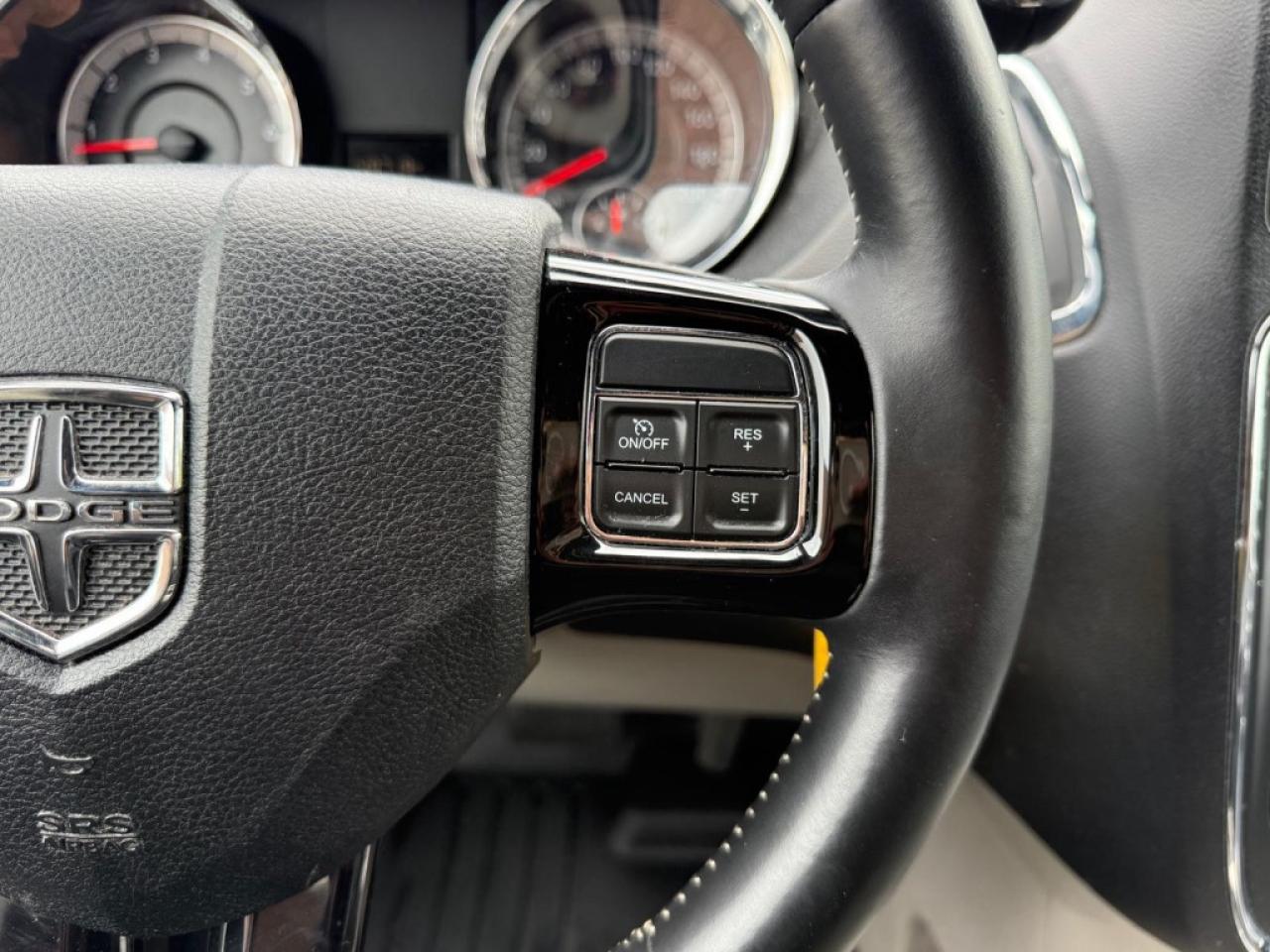 2016 Dodge Grand Caravan SXT PREMIUM PLUS| SUNROOF|NAVI|BACK-UP CAM|ALL POWER OPTIONS| - Photo #26