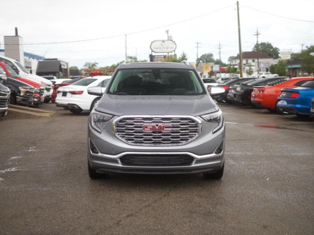 2020 GMC Terrain Denali  **ADVANCED SAFETY PKG - LOW KMS** Photo4