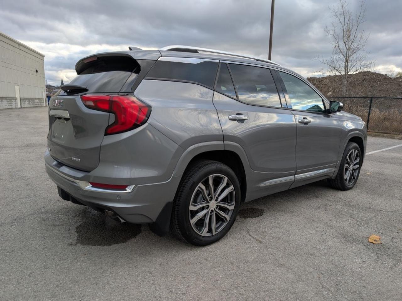 2020 GMC Terrain Denali  **ADVANCED SAFETY PKG - LOW KMS** Photo4