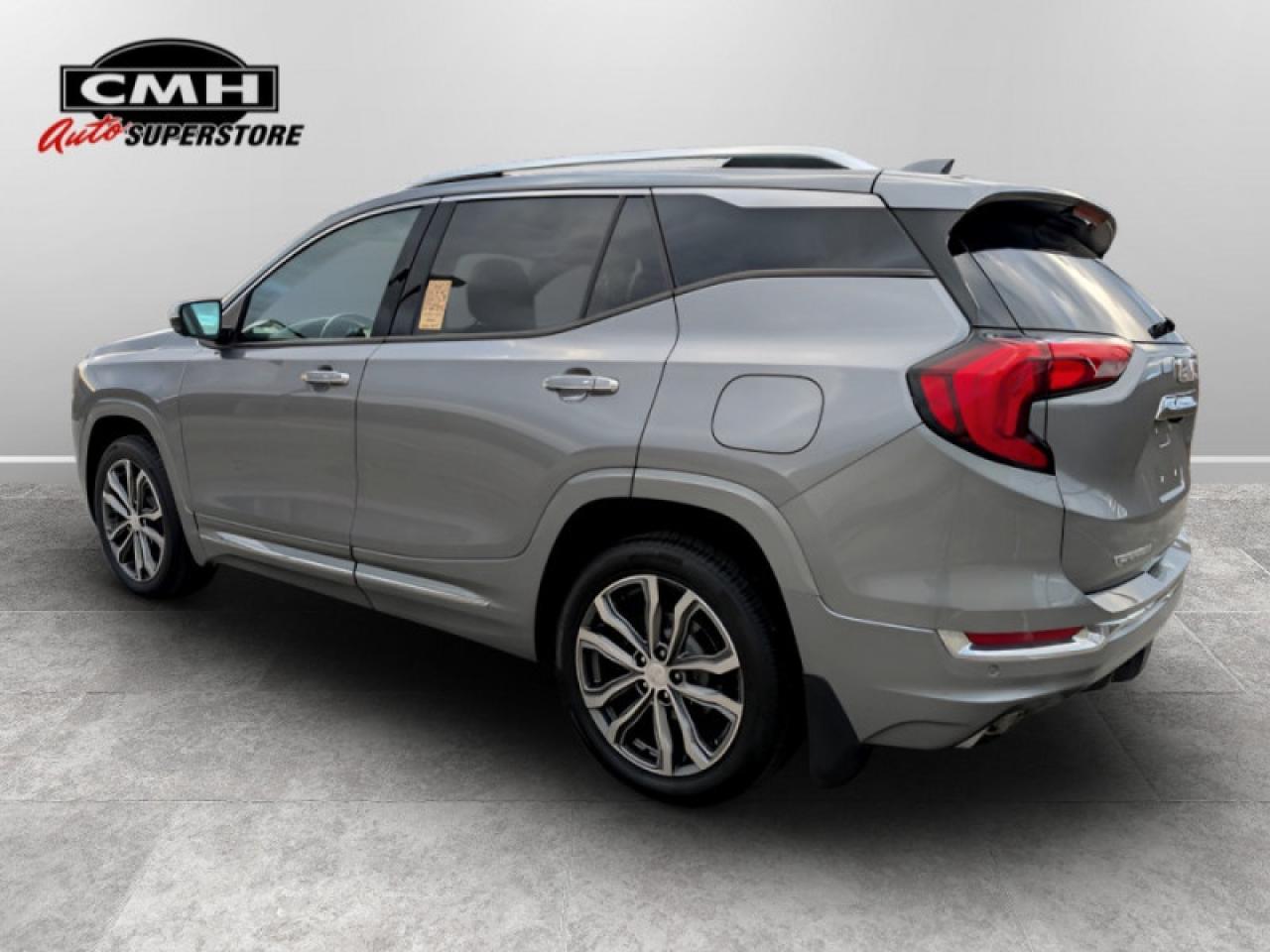 2020 GMC Terrain Denali  **ADVANCED SAFETY PKG - LOW KMS** Photo2