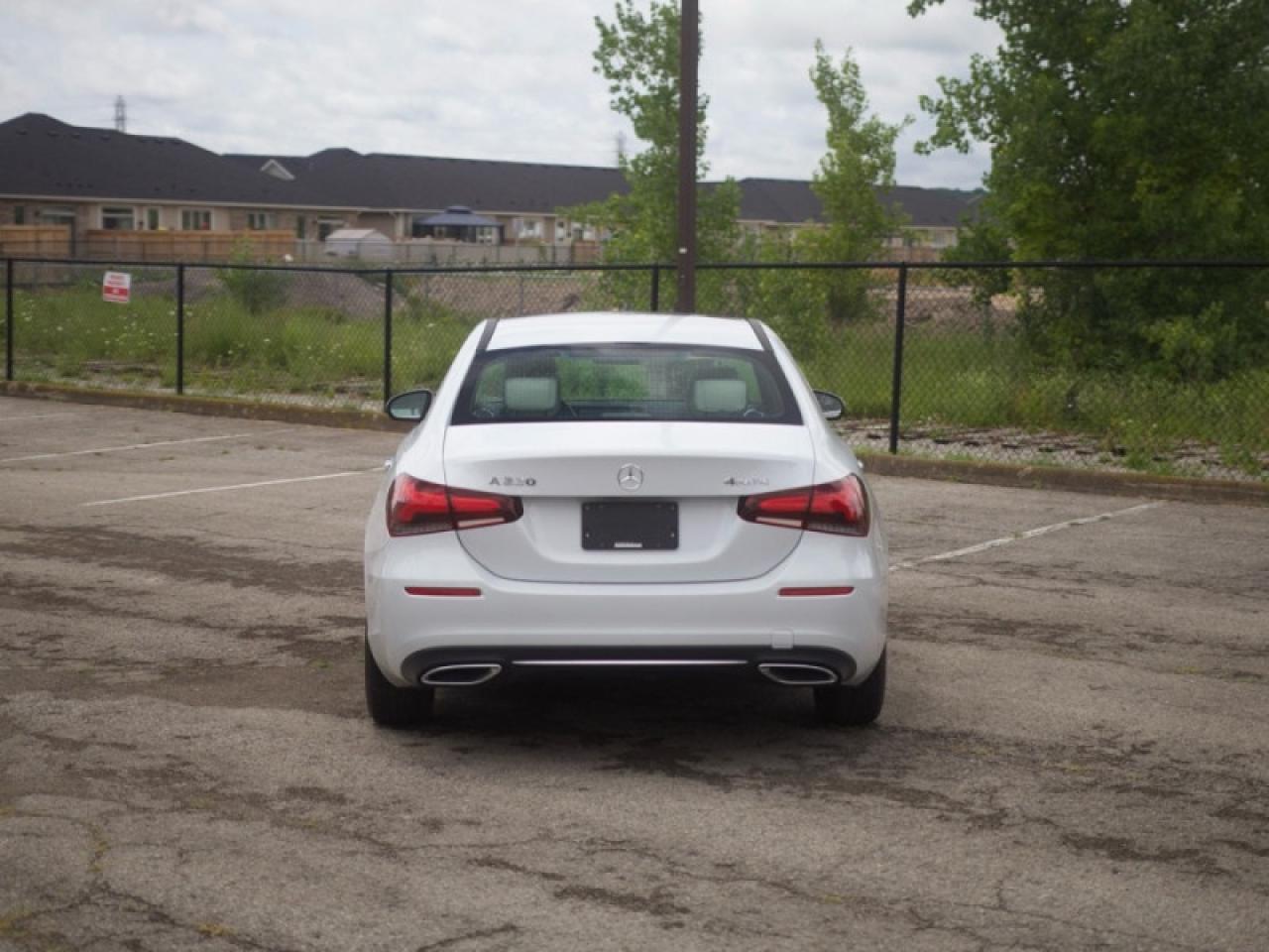 2020 Mercedes-Benz A 220 4MATIC Sedan  **PRISTINE** Photo3