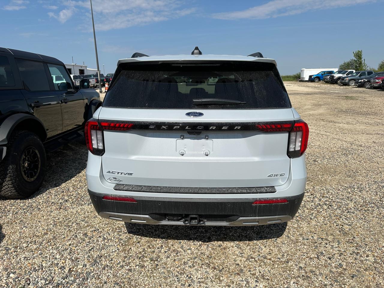 2025 Ford Explorer ACTIVE 4WD 200A Photo3