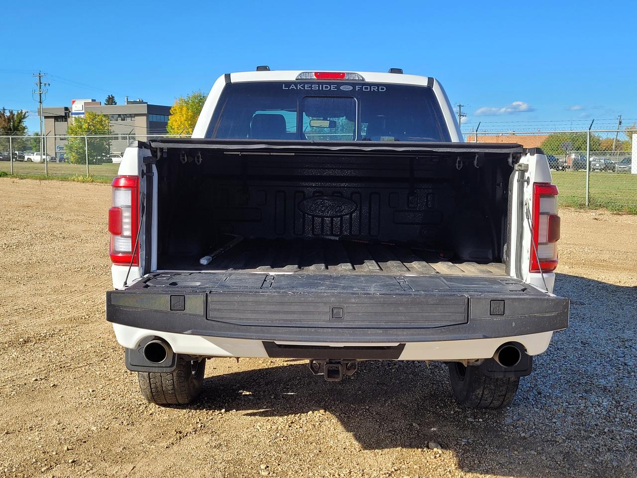 2023 Ford F-150 Lariat Photo5