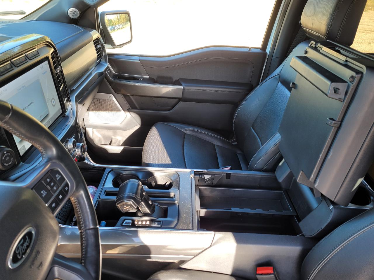 2023 Ford F-150 Lariat Photo5