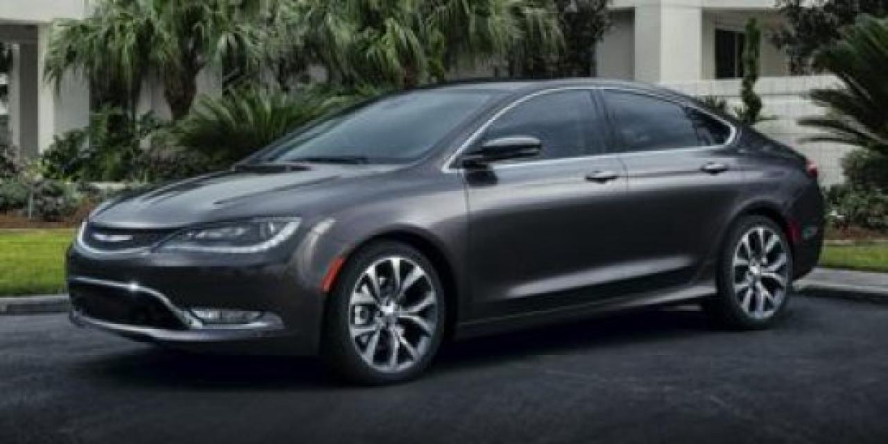 Used 2015 Chrysler 200 Limited for sale in Dartmouth, NS
