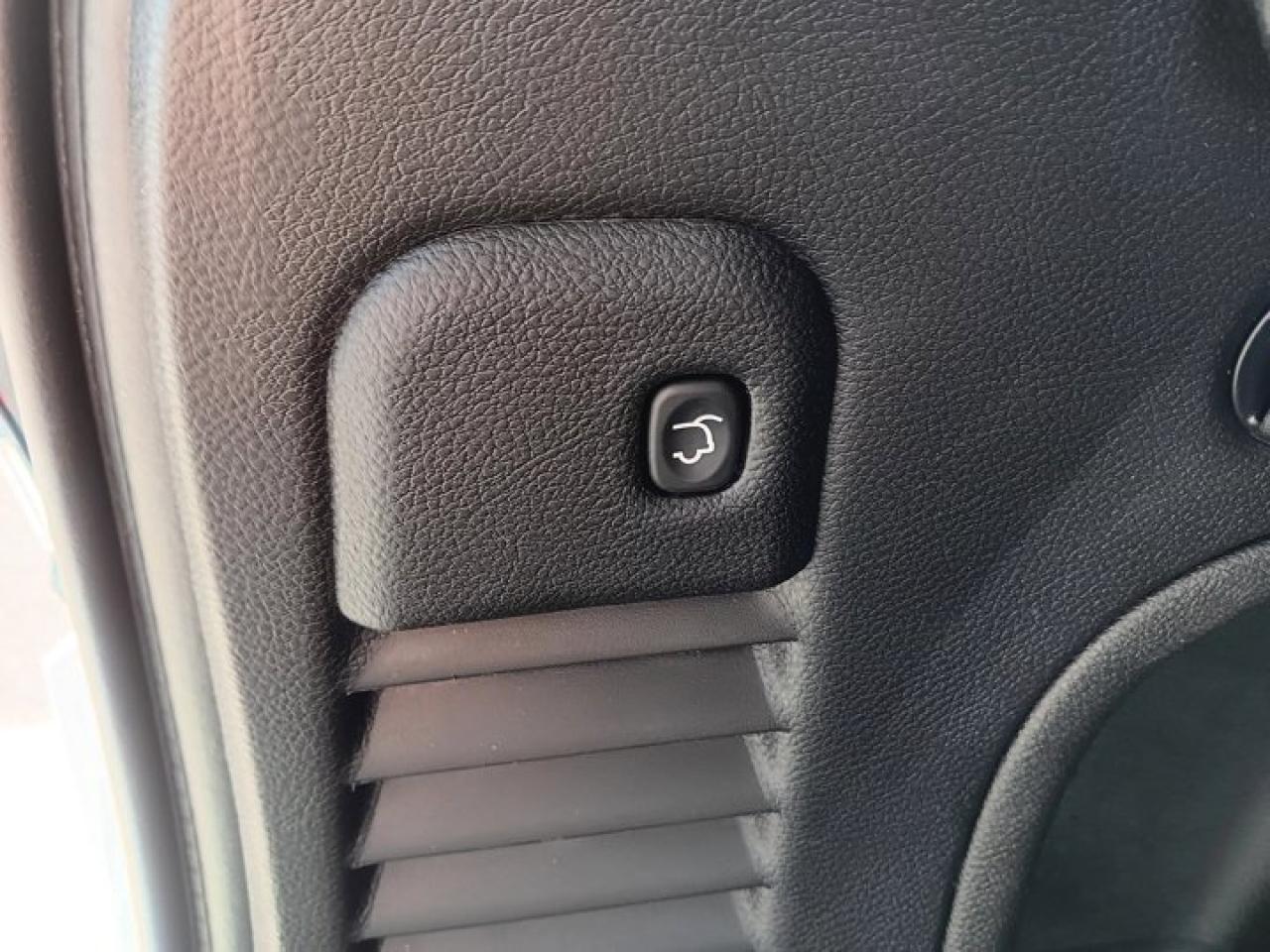 12733446