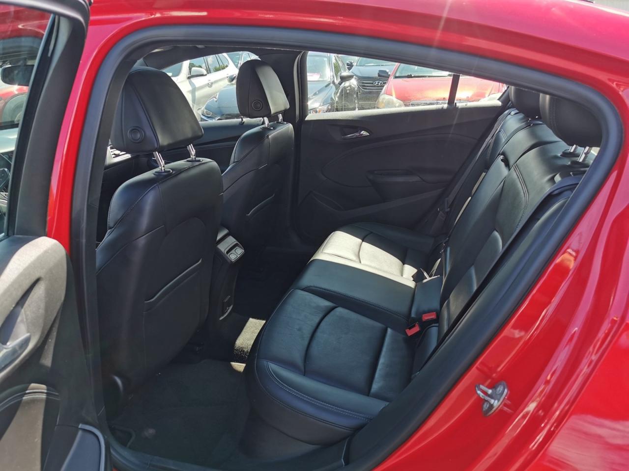 2016 Chevrolet Cruze Premier - Photo #13