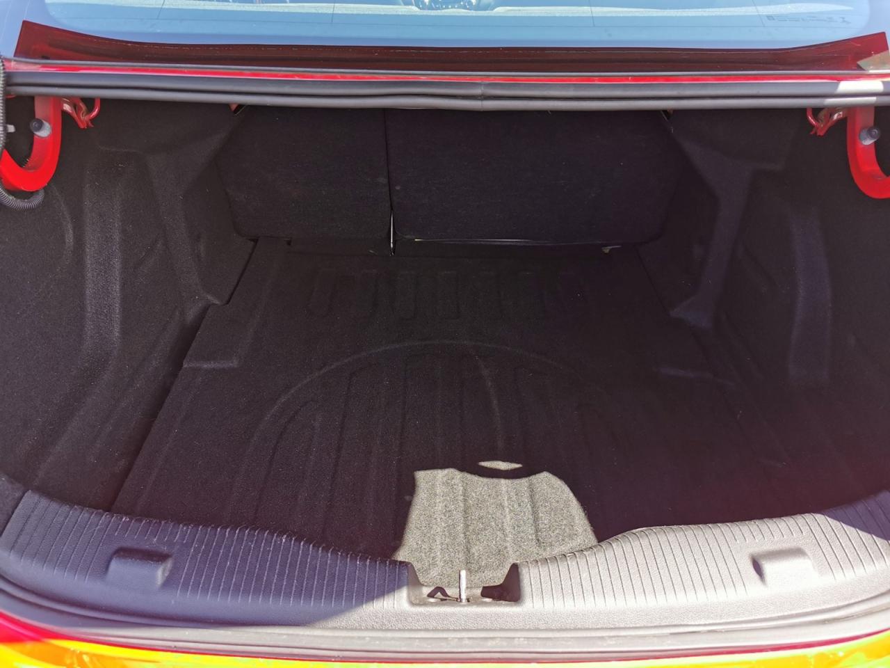 2016 Chevrolet Cruze Premier - Photo #15
