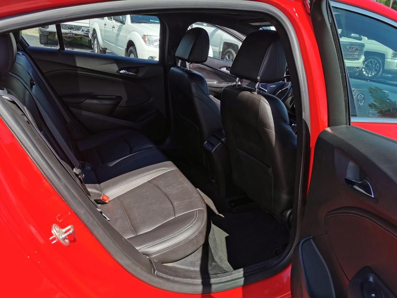 2016 Chevrolet Cruze Premier - Photo #16