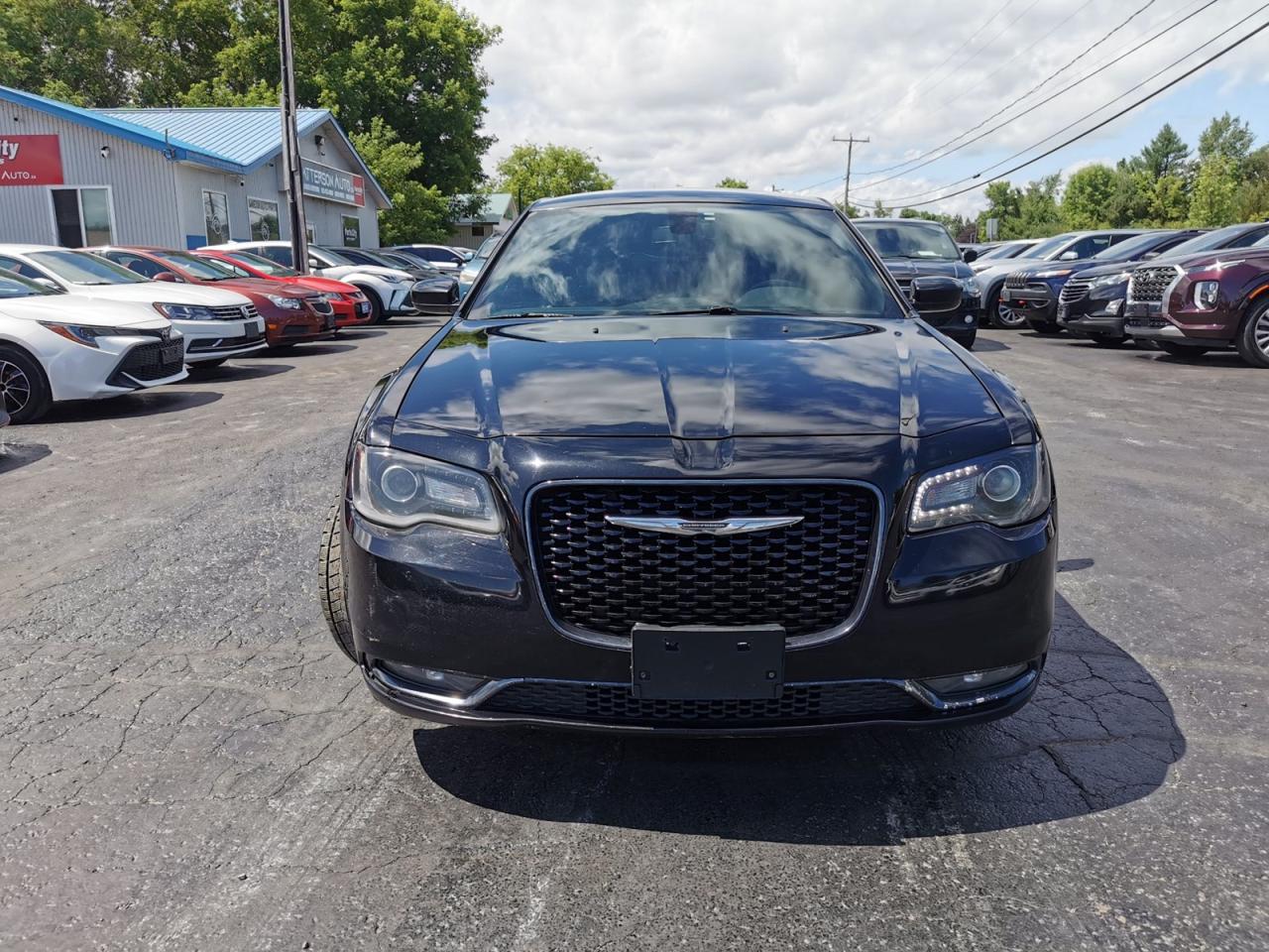 2018 Chrysler 300 S V6 - Photo #7