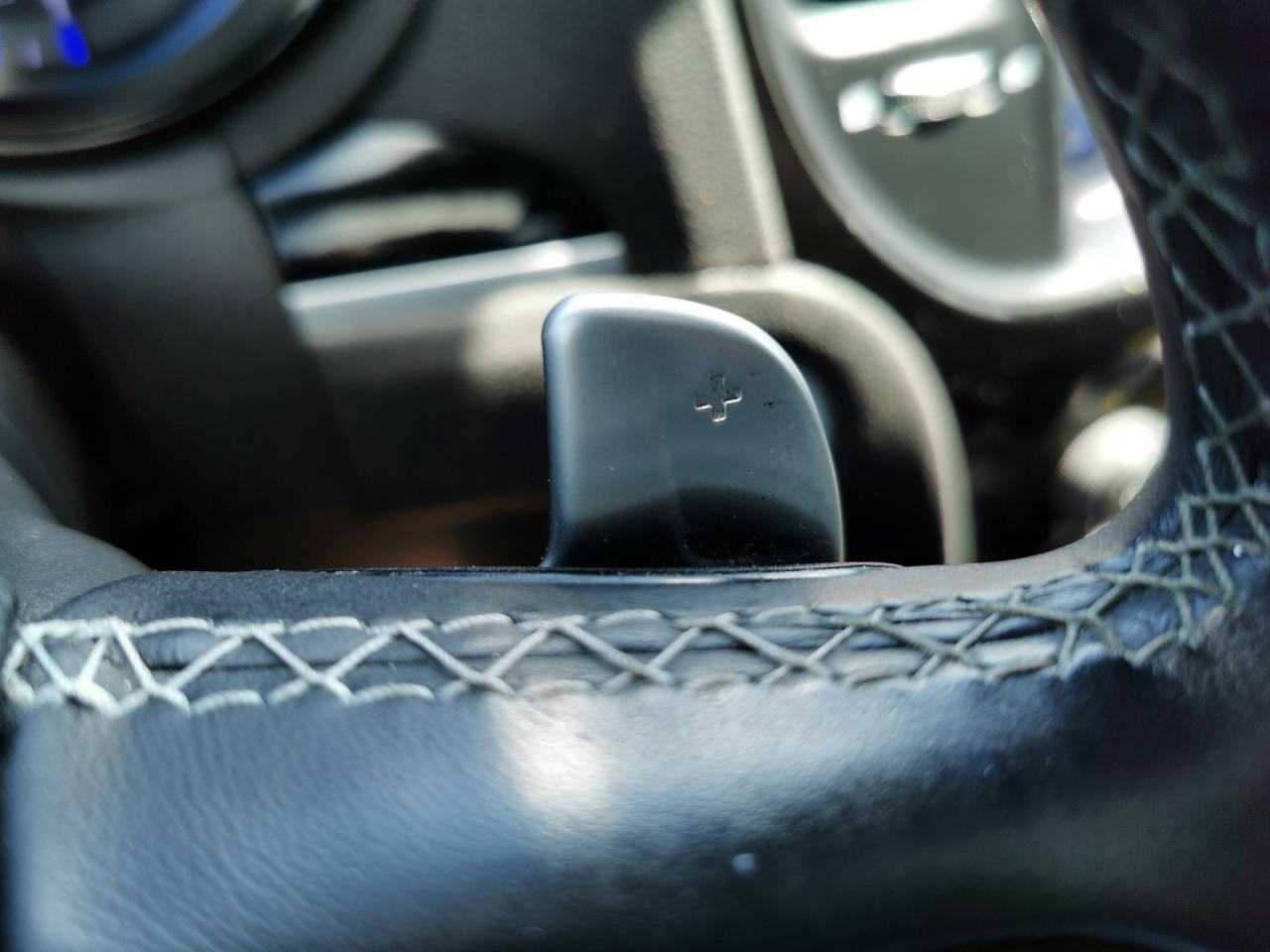 2018 Chrysler 300 S V6 - Photo #32