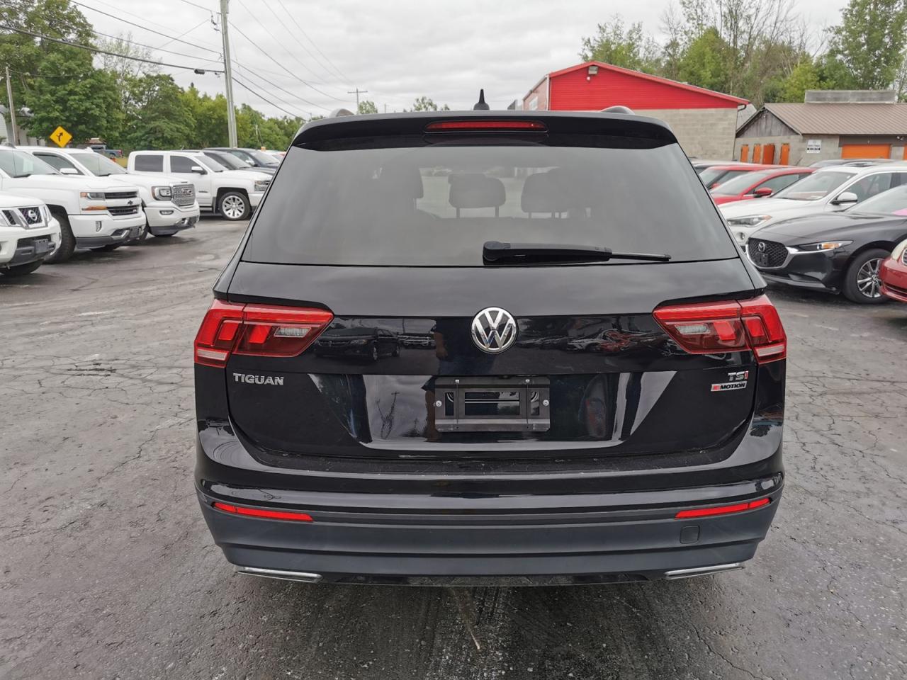 2018 Volkswagen Tiguan S 4Motion - Photo #4