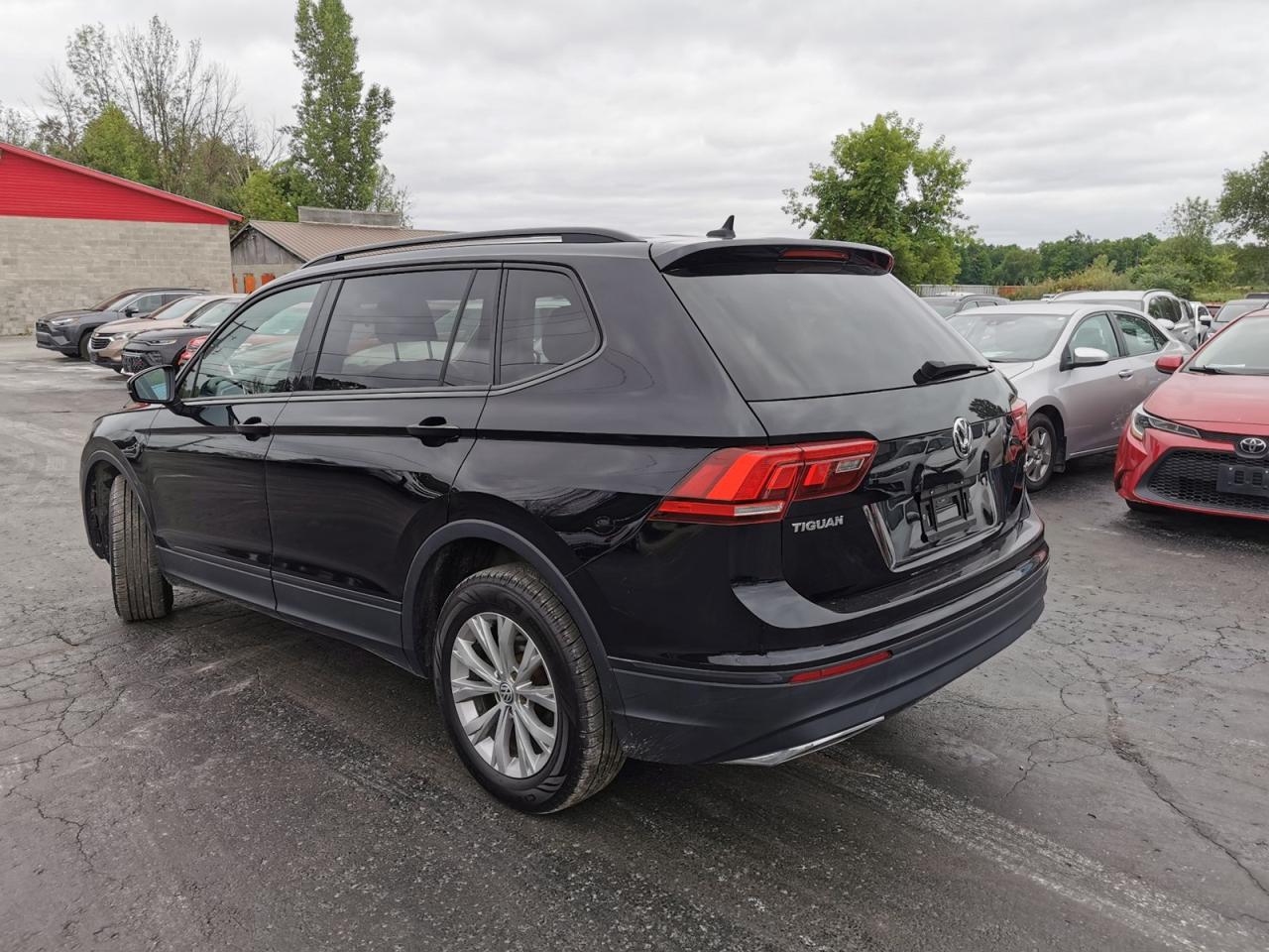 2018 Volkswagen Tiguan S 4Motion - Photo #3