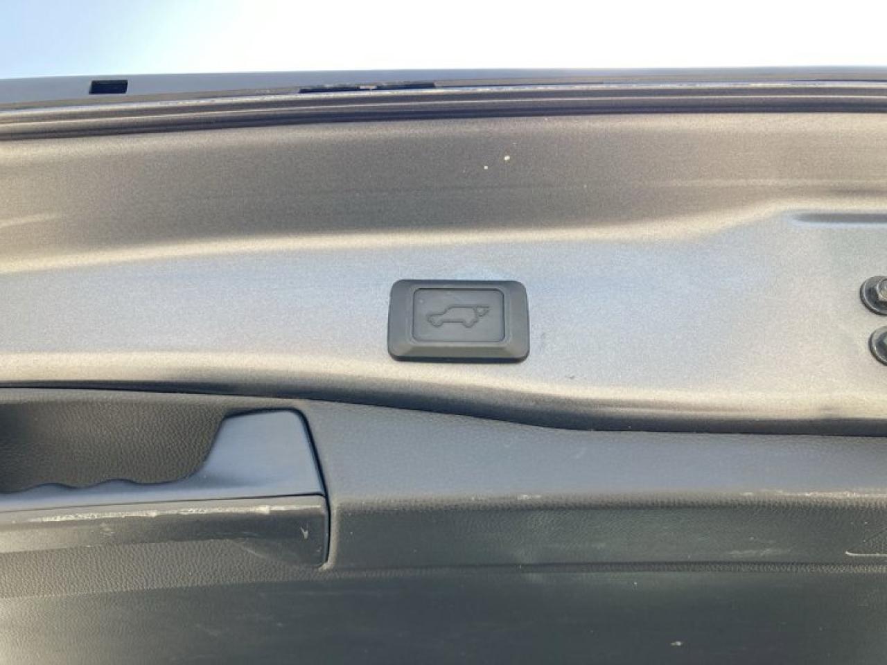 12734079